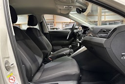 harmaa Volkswagen Polo 2022 kuva 14.