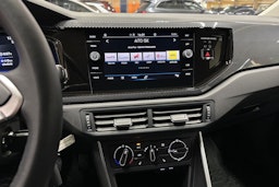 harmaa Volkswagen Polo 2022 kuva 18.