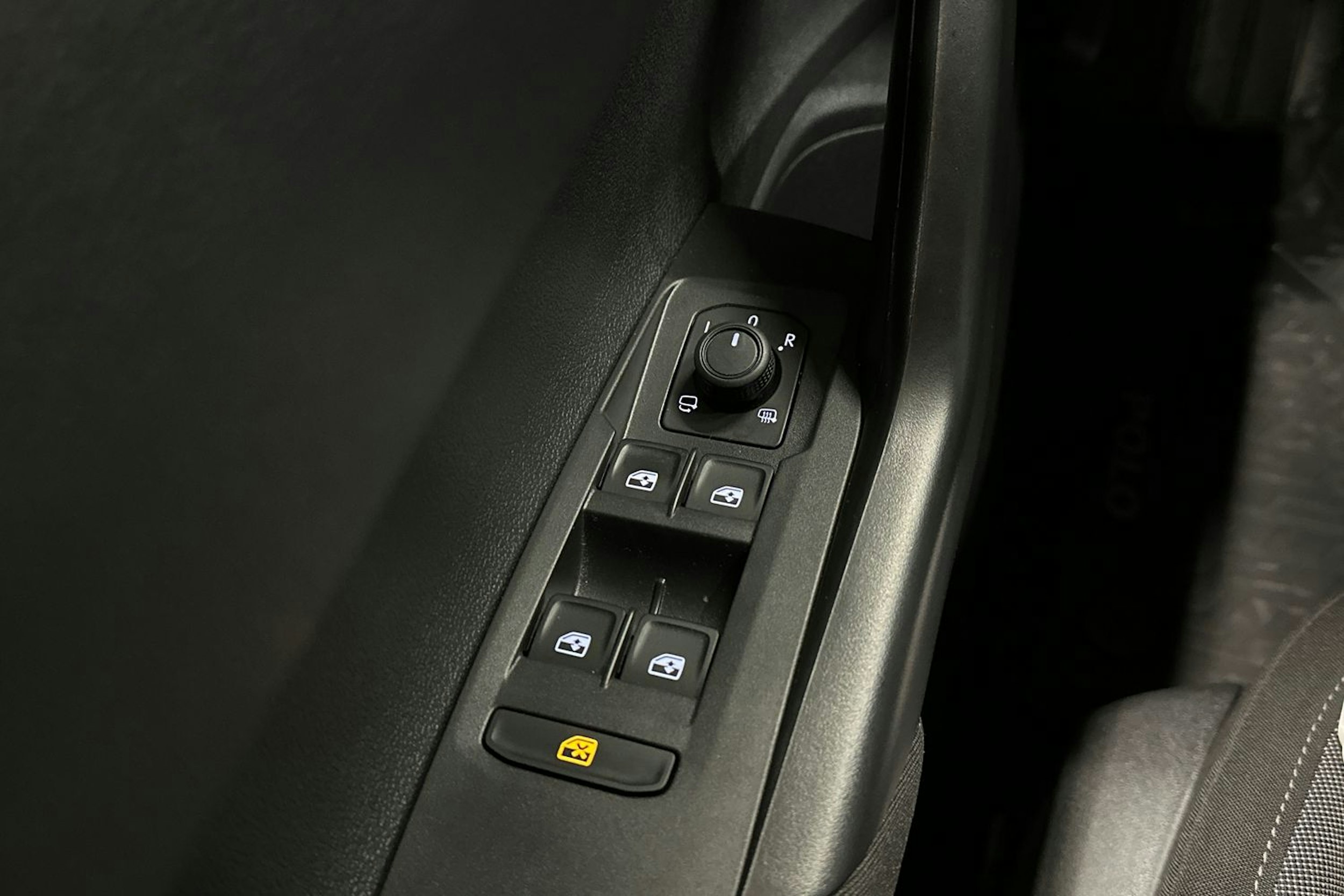 harmaa Volkswagen Polo 2022 kuva 24.