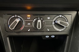 harmaa Volkswagen Polo 2022 kuva 23.