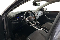 harmaa Volkswagen Polo 2022 kuva 3.