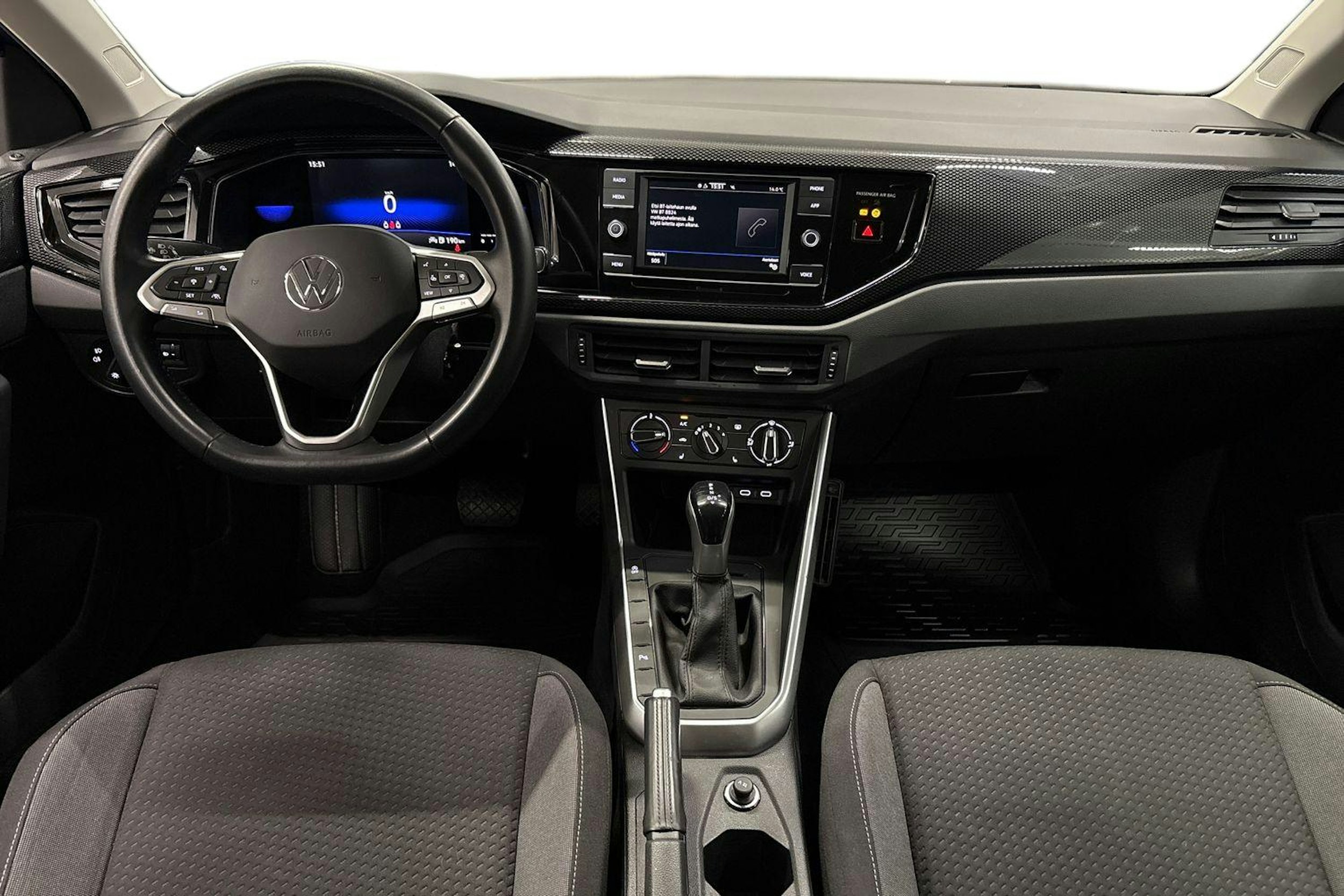 sininen Volkswagen Polo 2022 kuva 7.