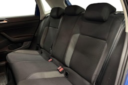 sininen Volkswagen Polo 2022 kuva 8.