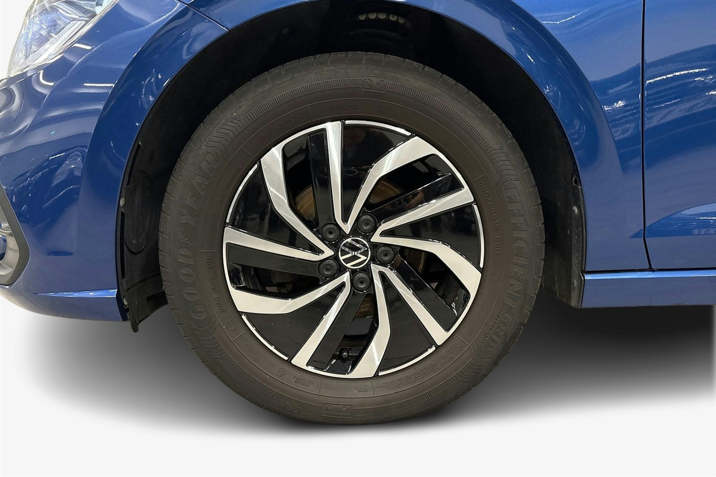 sininen Volkswagen Polo 2022 kuva 9.