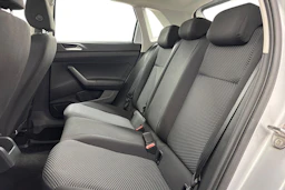 harmaa Volkswagen Polo 2022 kuva 11.