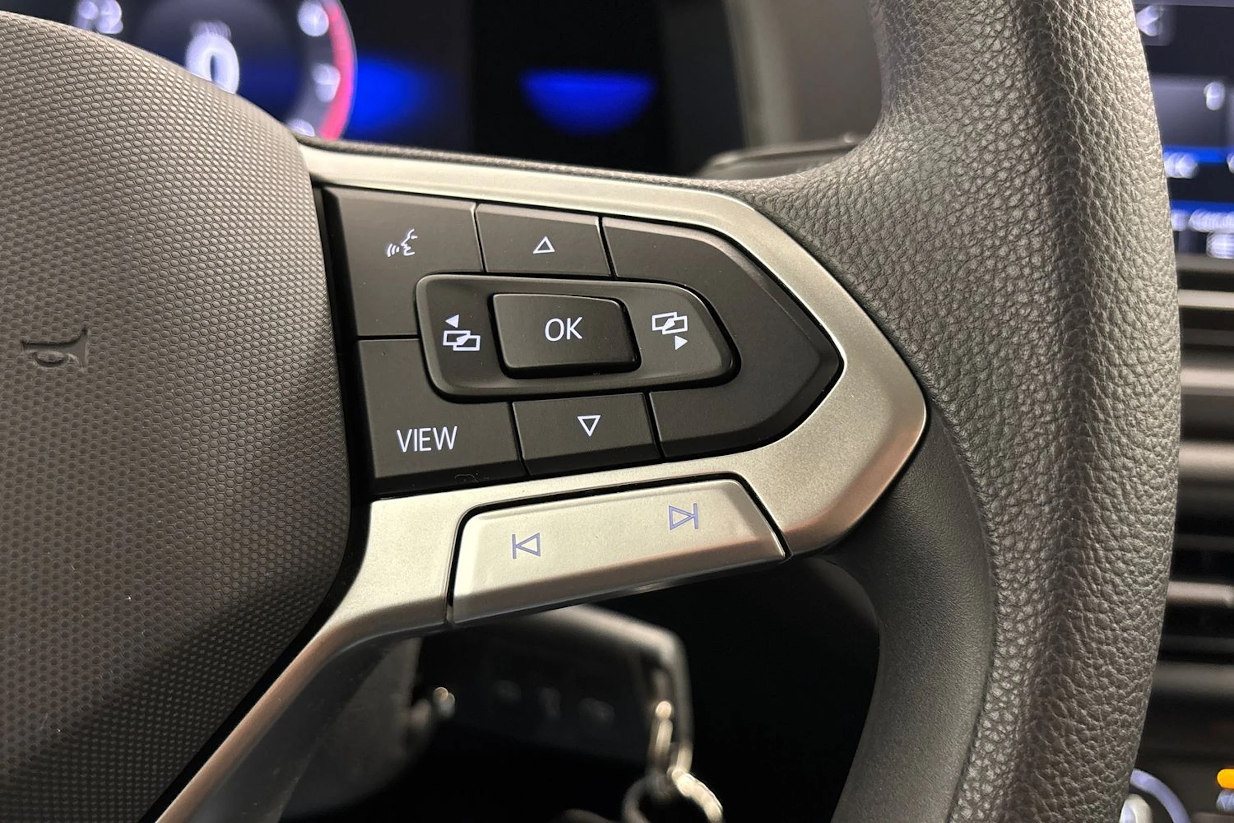 harmaa Volkswagen Polo 2022 kuva 18.