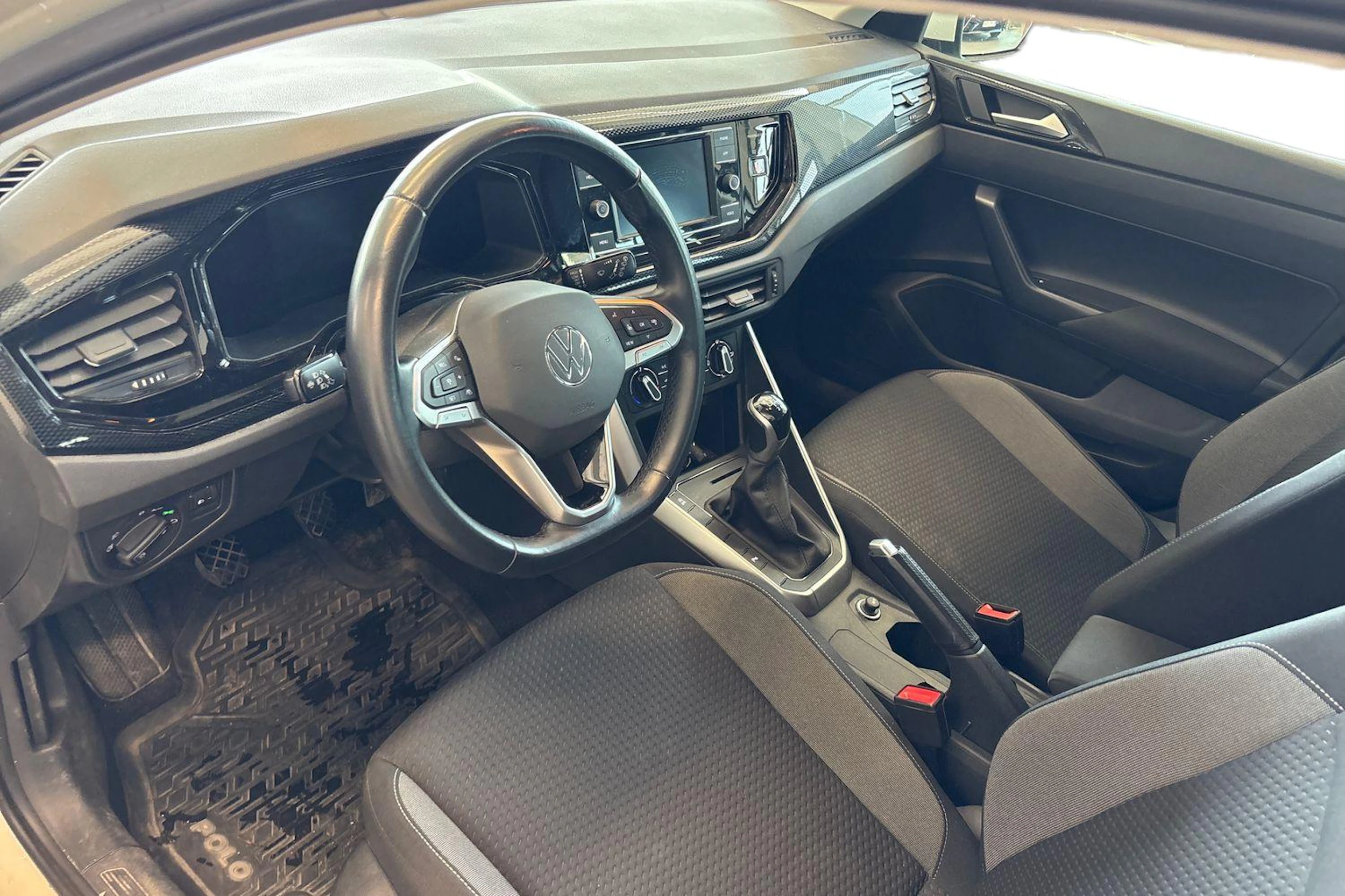 valkoinen Volkswagen Polo 2022 kuva 3.
