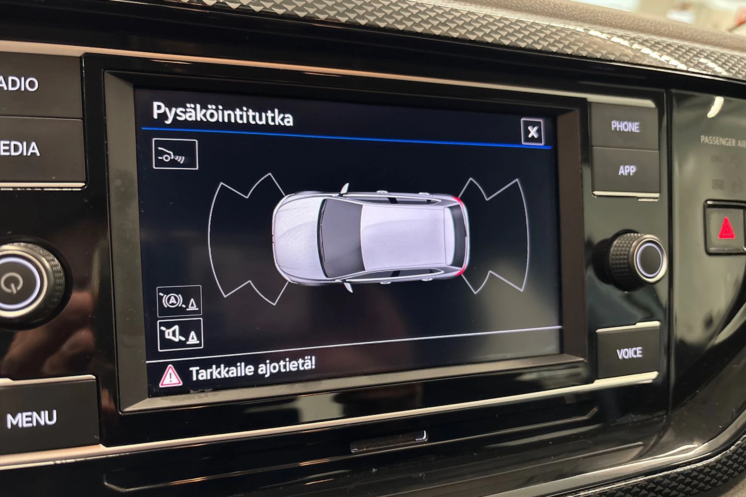harmaa Volkswagen Polo 2022 kuva 20.