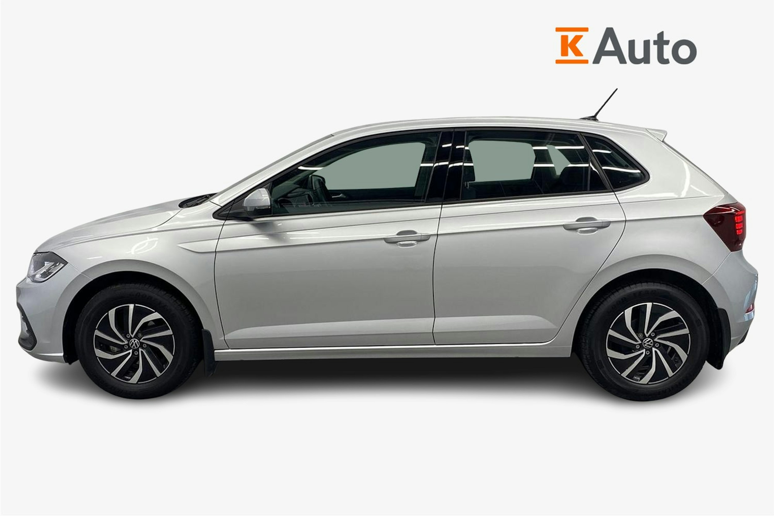 harmaa Volkswagen Polo 2022 kuva 6.