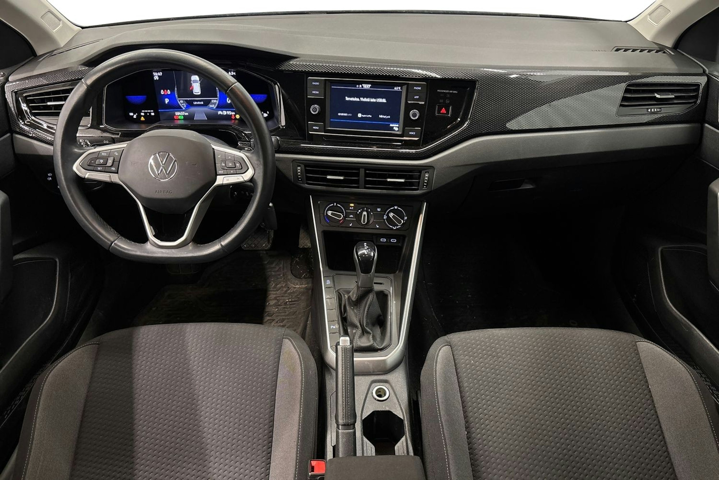 harmaa Volkswagen Polo 2022 kuva 9.