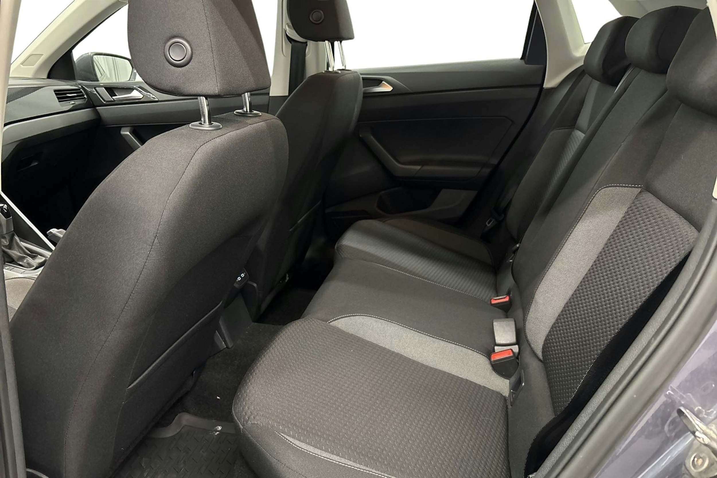 harmaa Volkswagen Polo 2022 kuva 10.