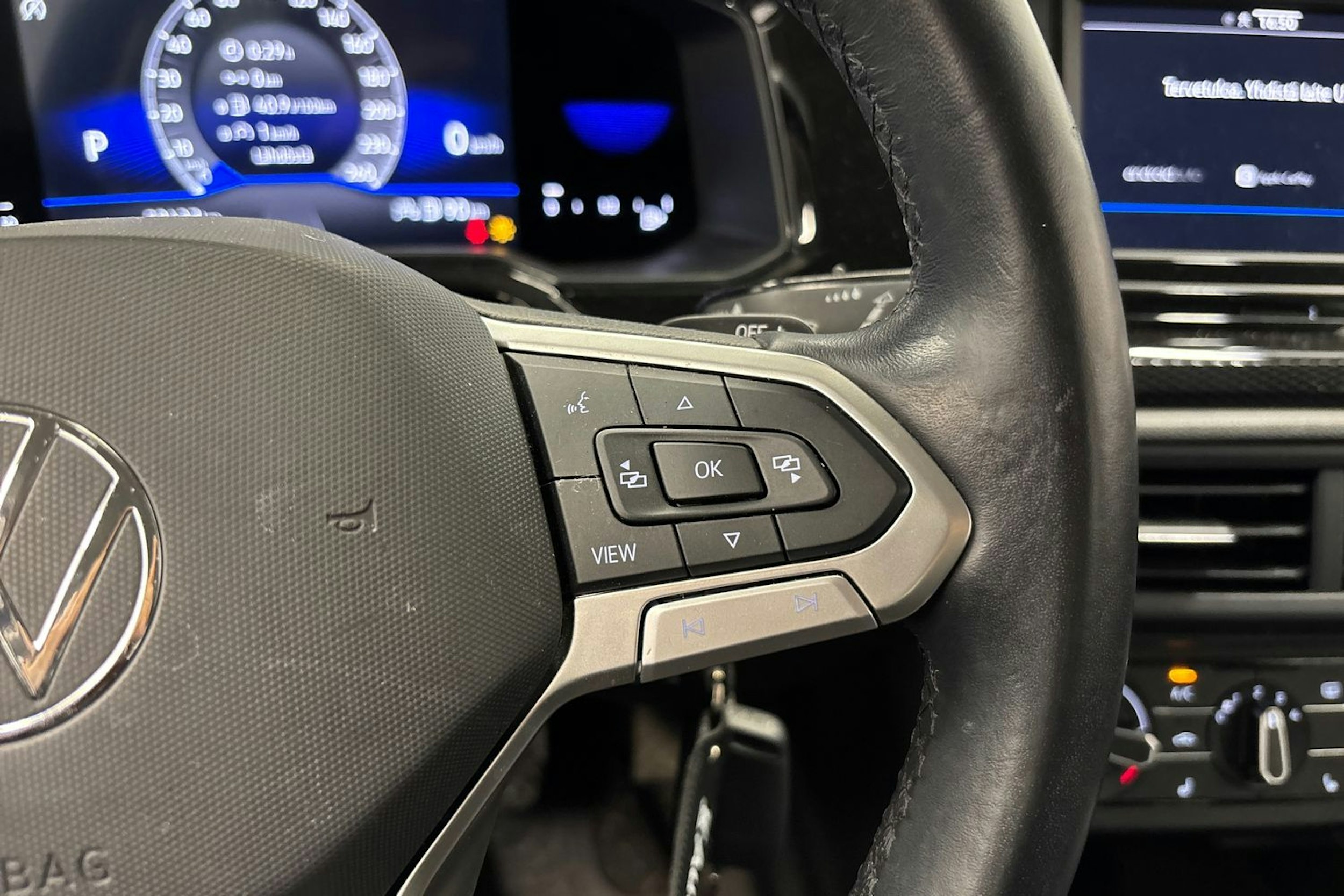 harmaa Volkswagen Polo 2022 kuva 19.