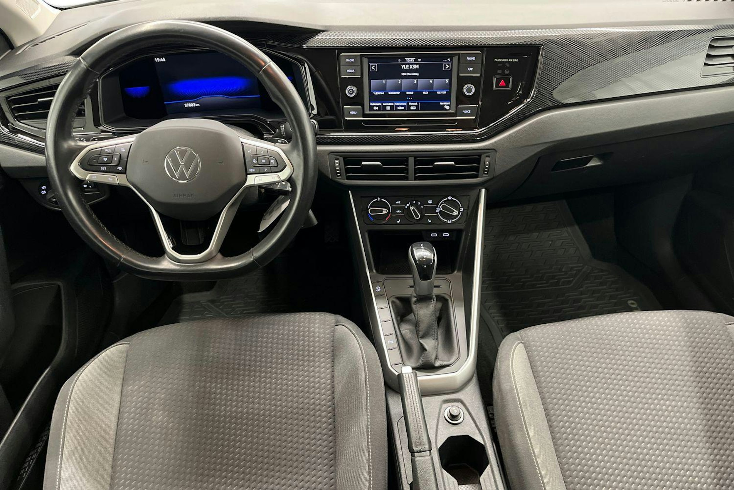harmaa Volkswagen Polo 2022 kuva 9.