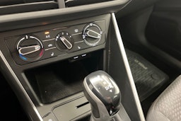 harmaa Volkswagen Polo 2022 kuva 18.