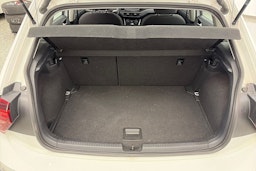 Valkoinen Volkswagen POLO 2022 kuva 14.