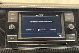 Valkoinen Volkswagen POLO 2022 kuva 17.