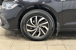 musta Volkswagen Polo 2023 kuva 11.