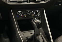 musta Volkswagen Polo 2023 kuva 20.