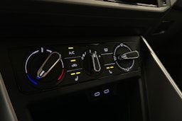 musta Volkswagen Polo 2023 kuva 26.