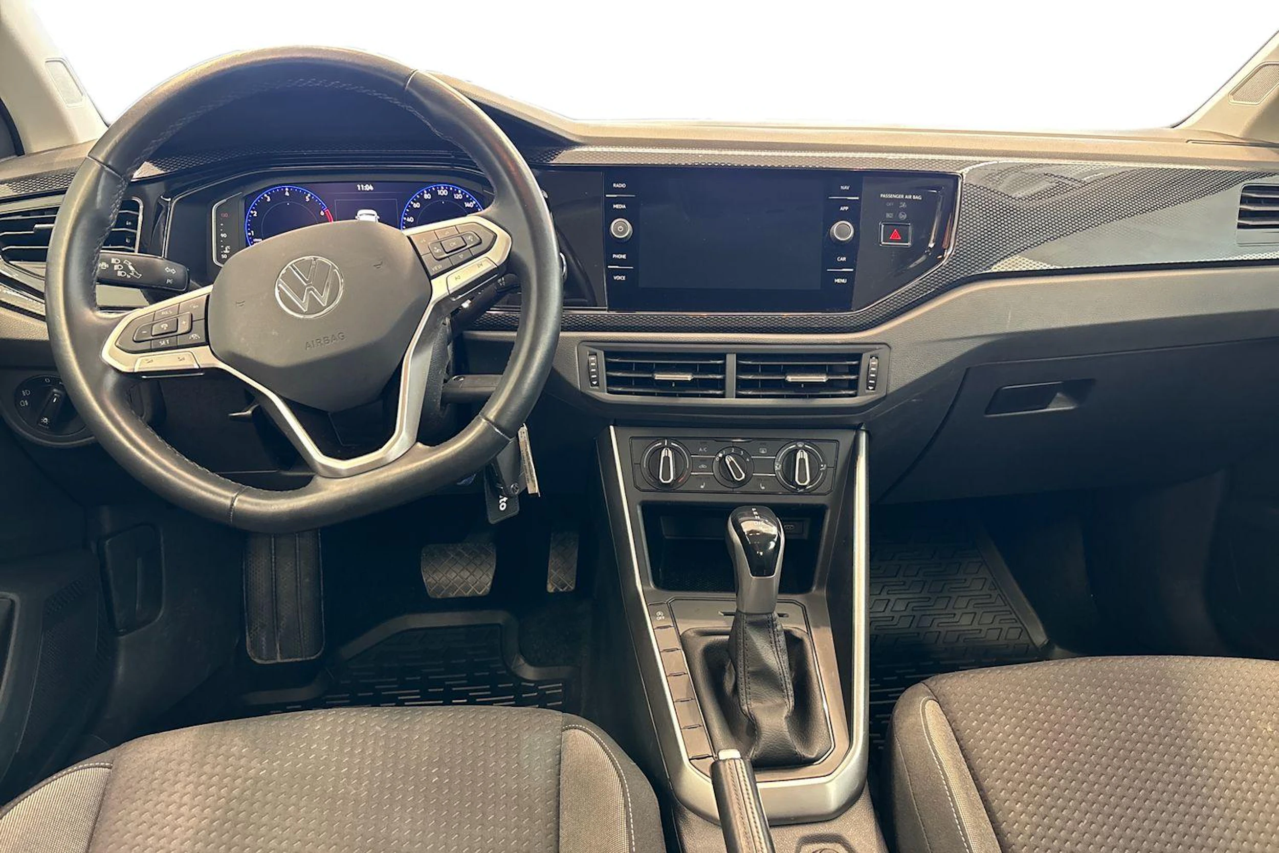 Sininen Volkswagen POLO 2023 kuva 9.