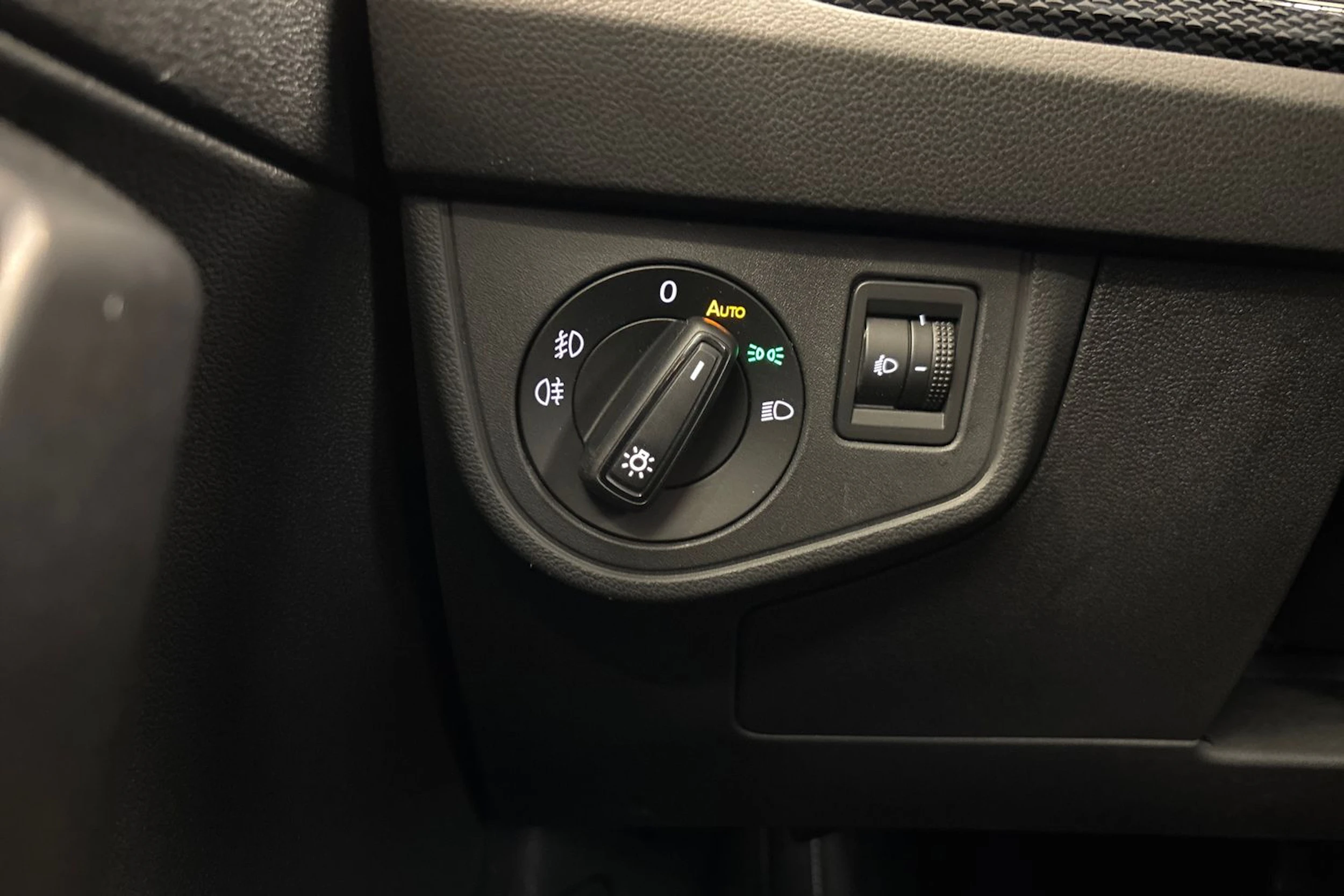 Sininen Volkswagen POLO 2023 kuva 22.