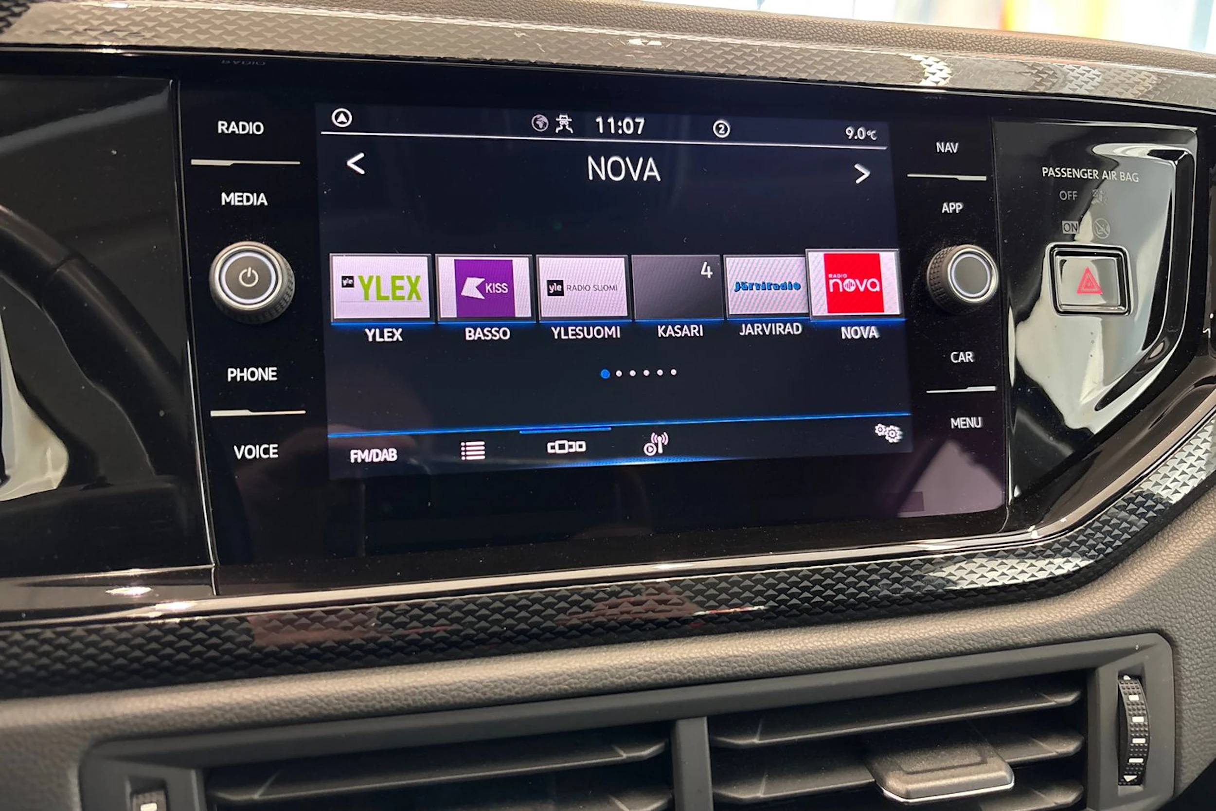 Sininen Volkswagen POLO 2023 kuva 24.