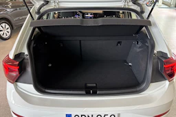 valkoinen Volkswagen Polo 2023 kuva 18.