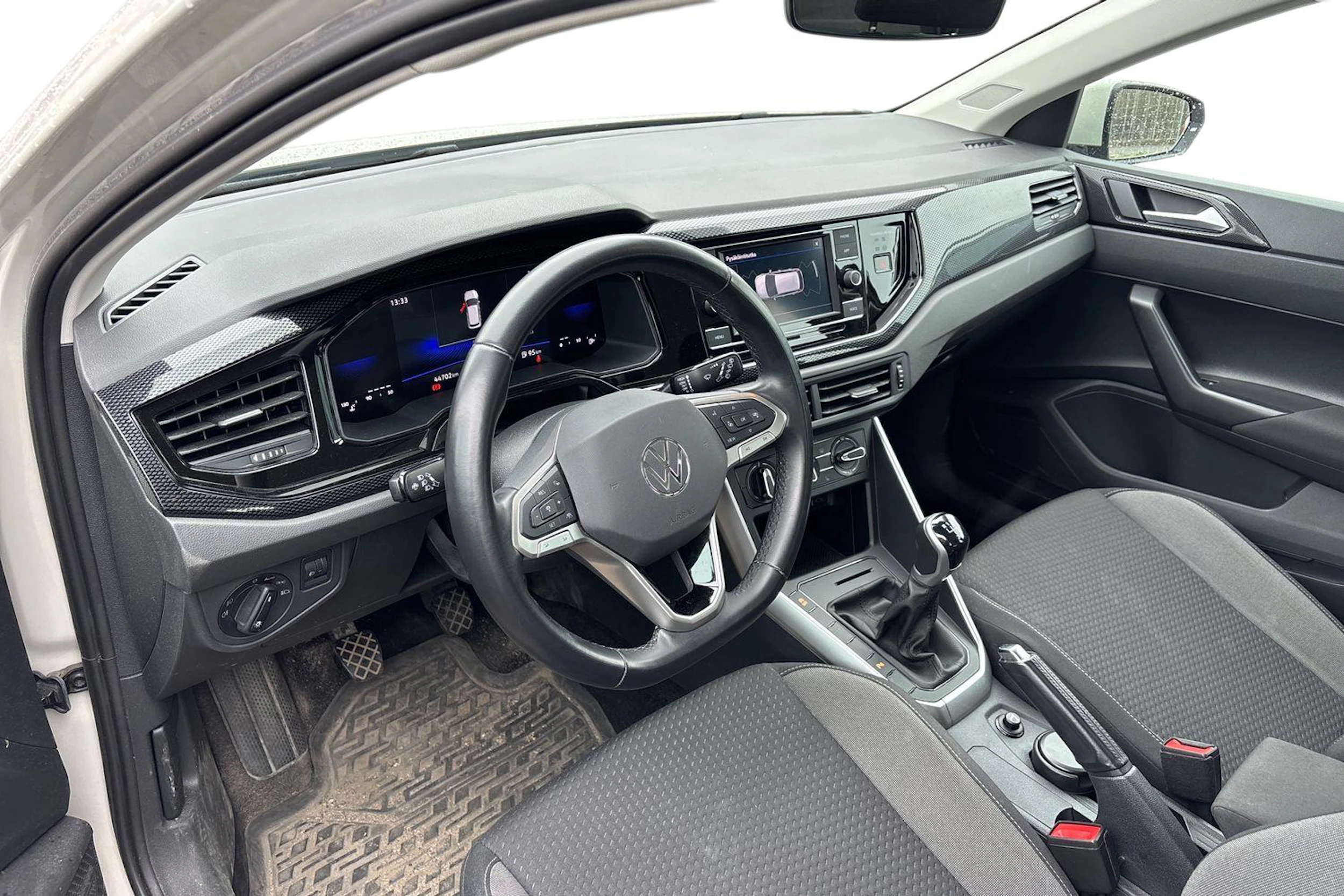 harmaa Volkswagen Polo 2023 kuva 3.