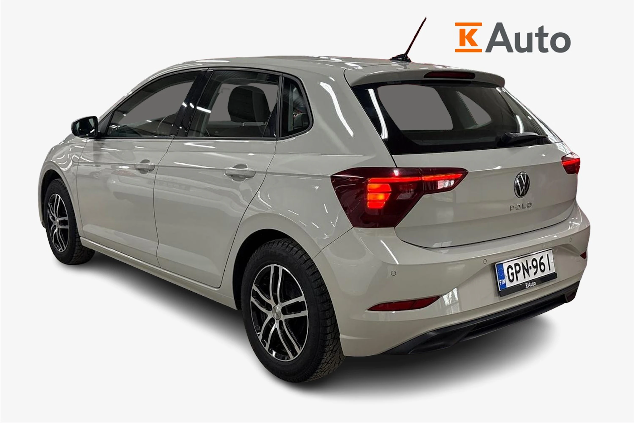 Harmaa Volkswagen POLO 2023 kuva 2.