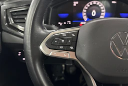 Harmaa Volkswagen POLO 2023 kuva 12.