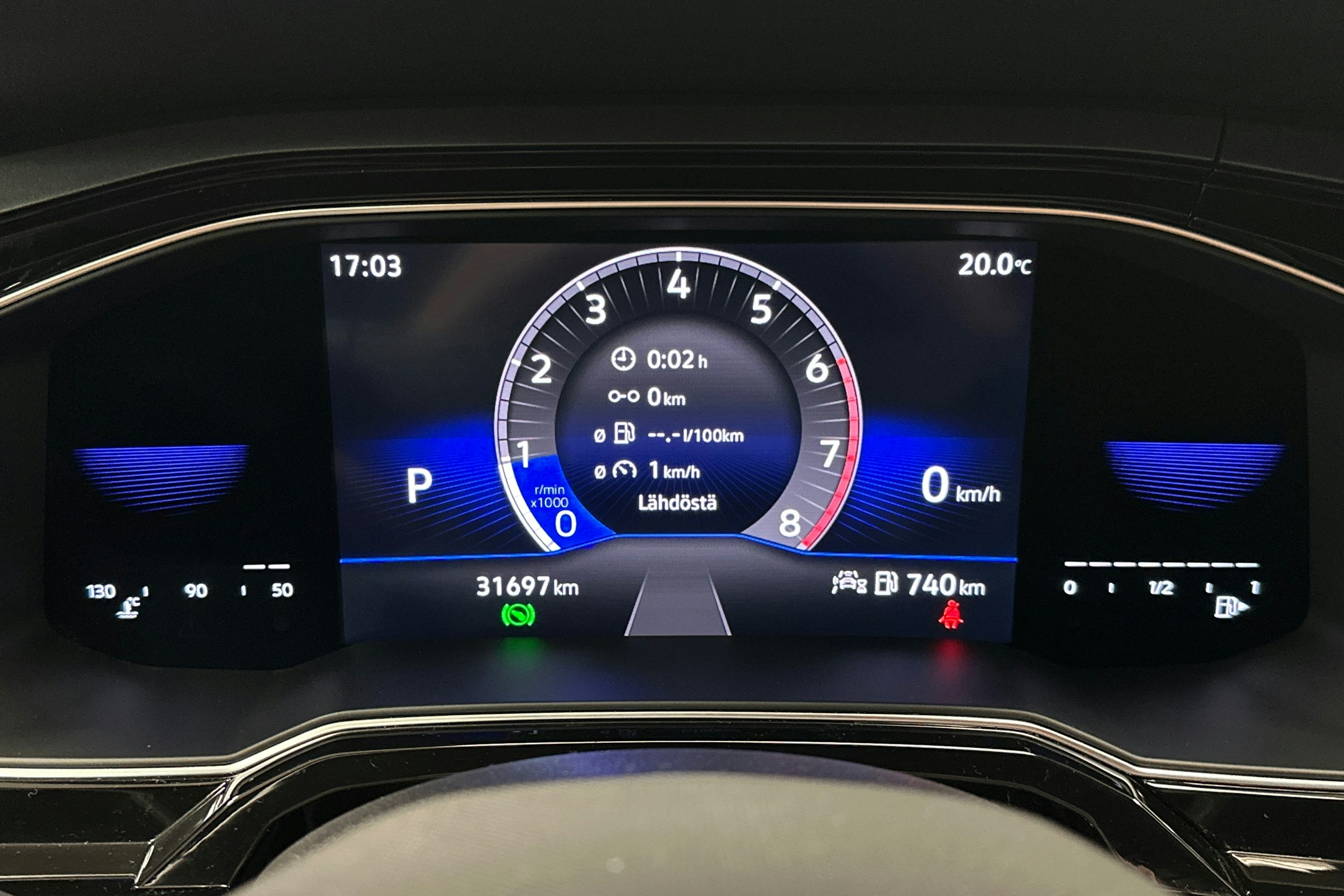 punainen Volkswagen Polo 2023 kuva 19.