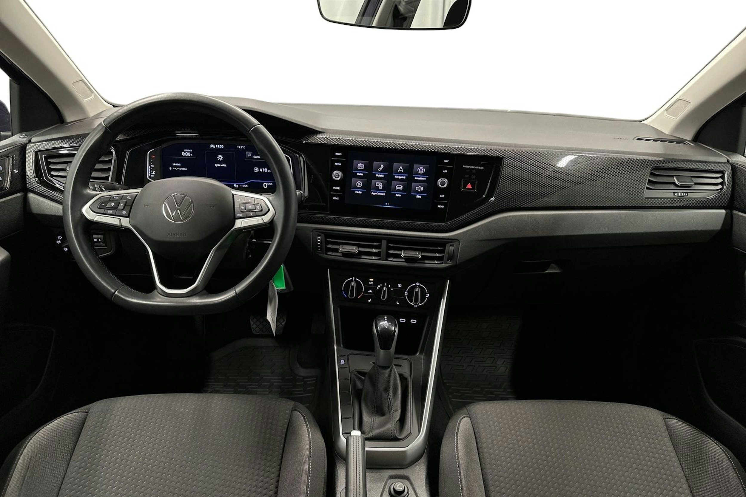 violetti Volkswagen Polo 2023 kuva 7.