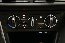 violetti Volkswagen Polo 2023 kuva 18.