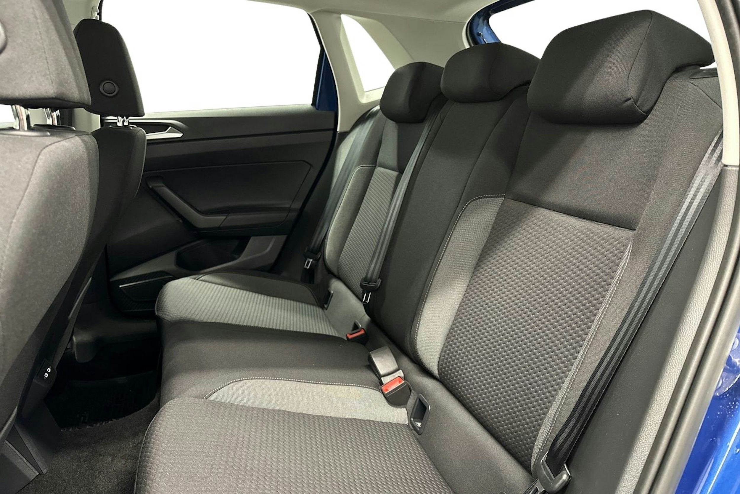 sininen Volkswagen Polo 2023 kuva 10.