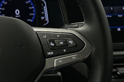 sininen Volkswagen Polo 2023 kuva 18.