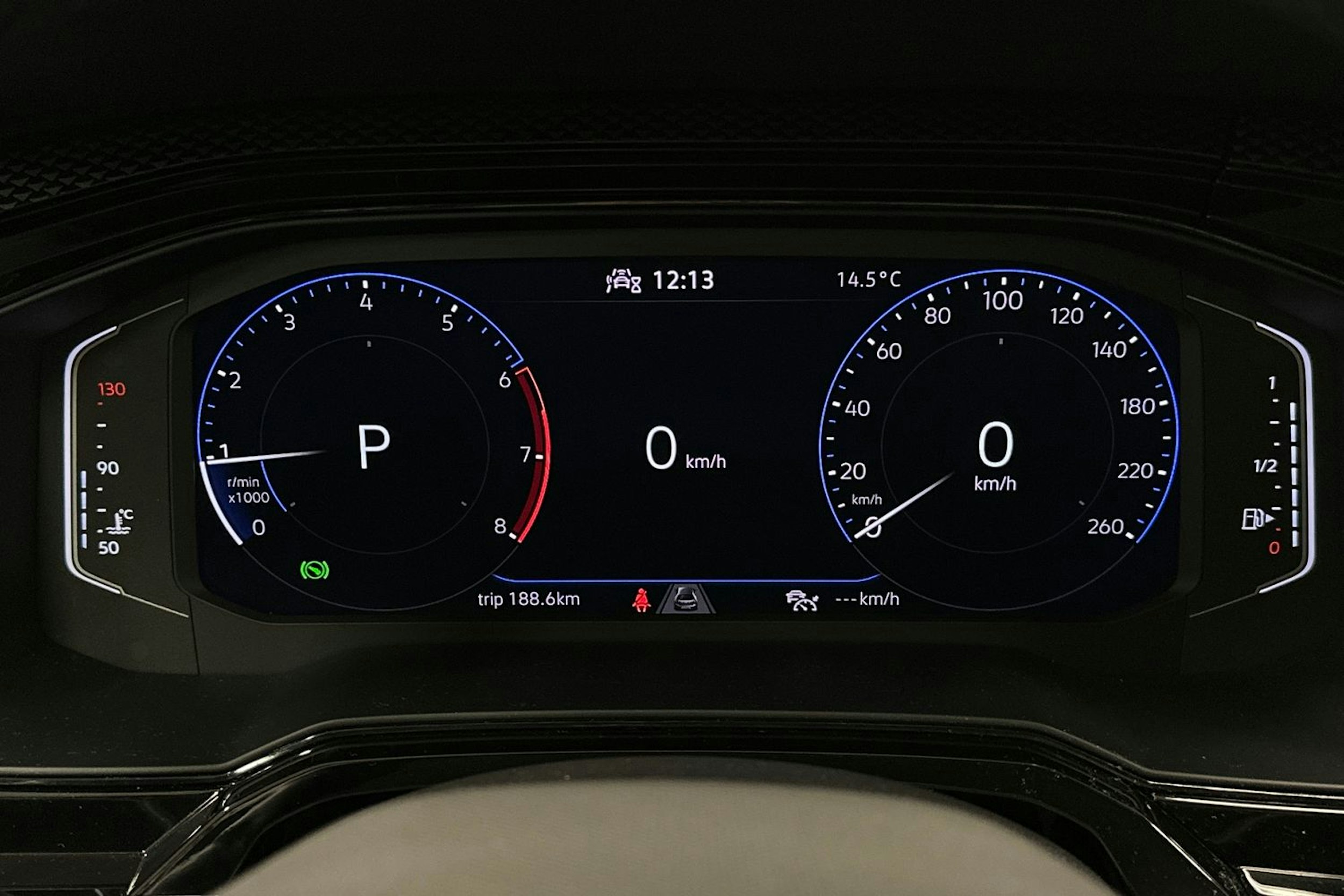 sininen Volkswagen Polo 2023 kuva 19.