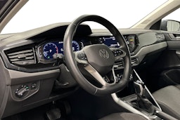 harmaa Volkswagen Polo 2023 kuva 7.