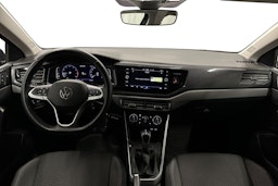 harmaa Volkswagen Polo 2023 kuva 9.