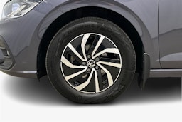 harmaa Volkswagen Polo 2023 kuva 11.