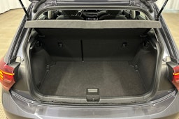 harmaa Volkswagen Polo 2023 kuva 14.