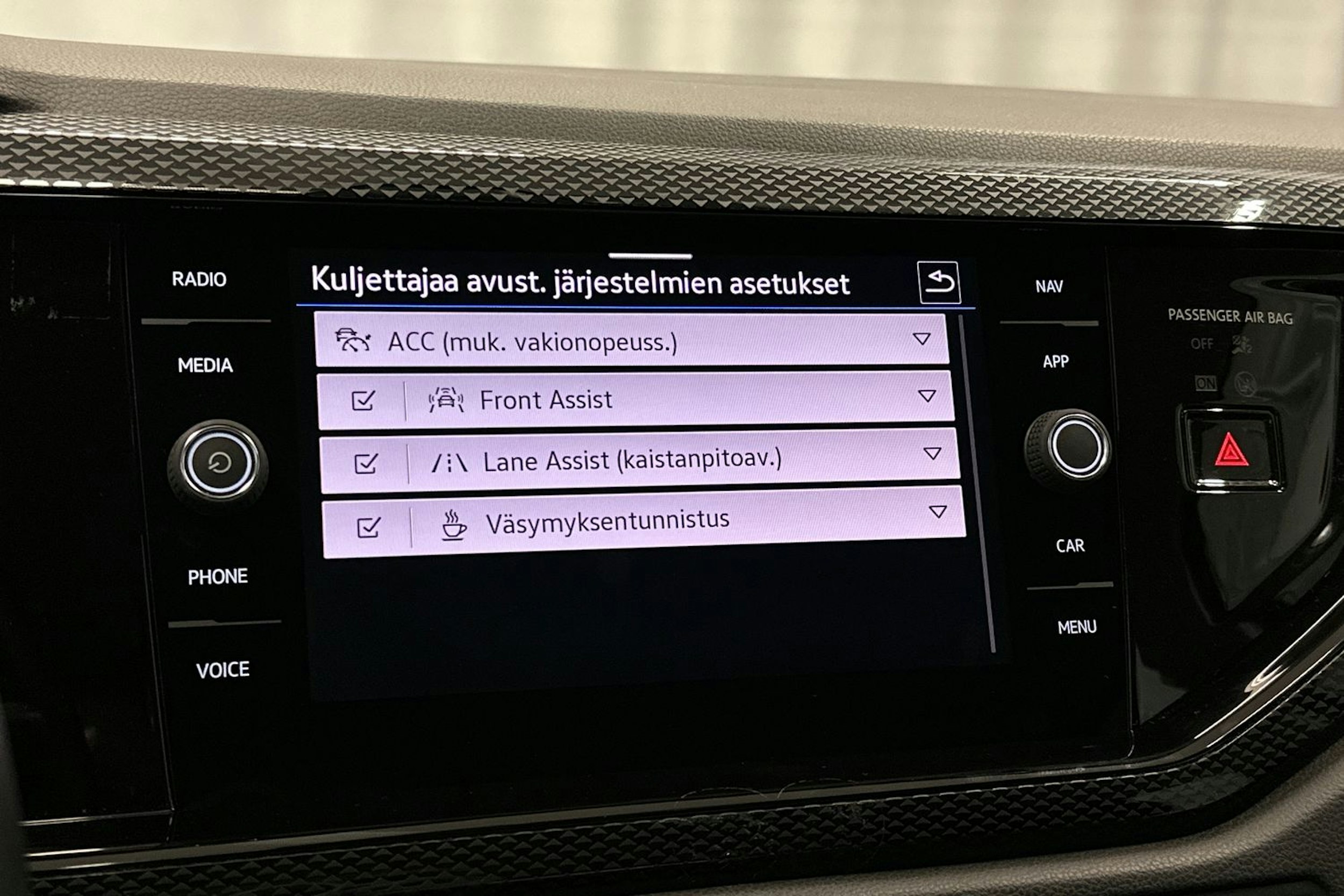 harmaa Volkswagen Polo 2023 kuva 25.
