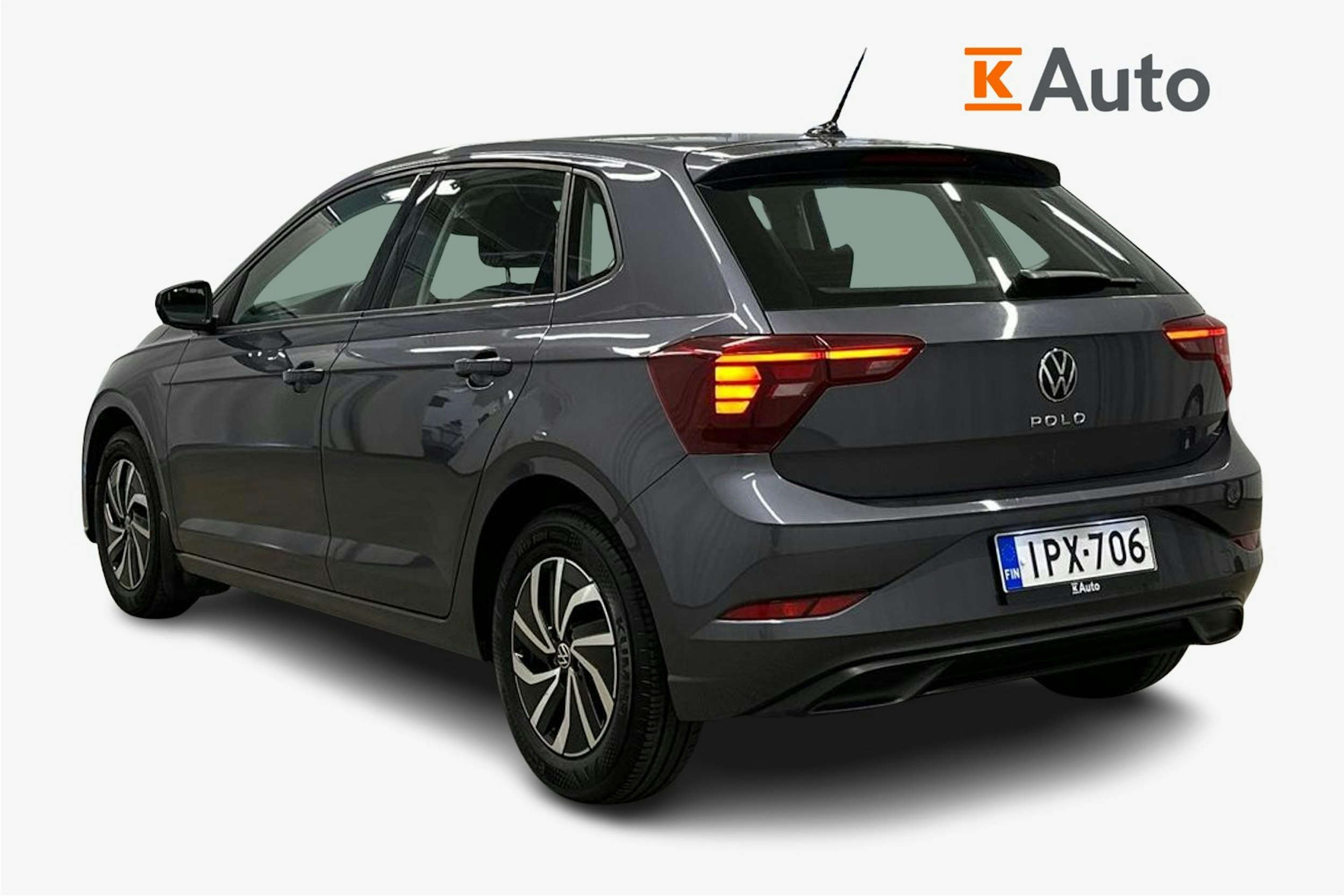harmaa Volkswagen Polo 2023 kuva 2.