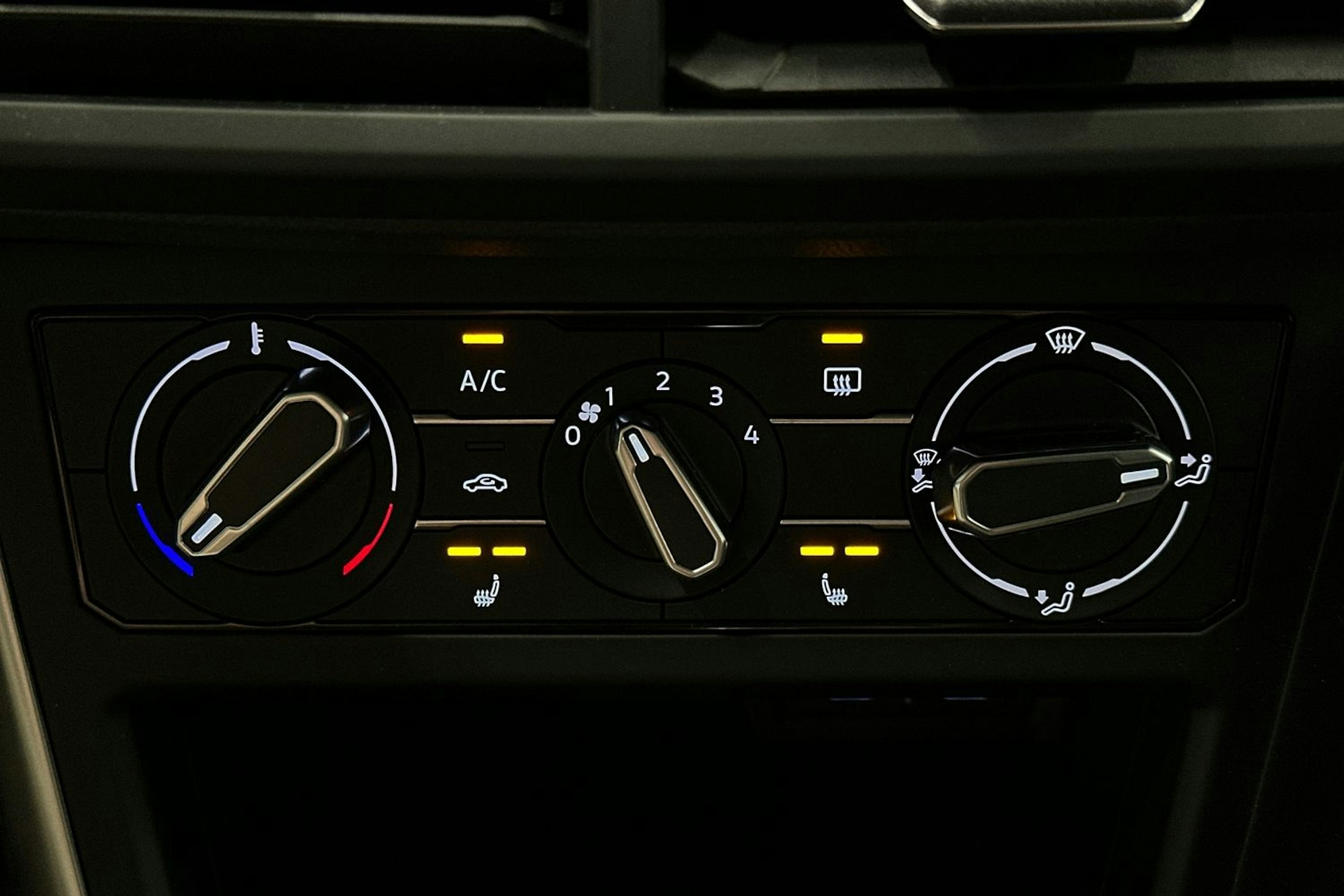 harmaa Volkswagen Polo 2023 kuva 23.