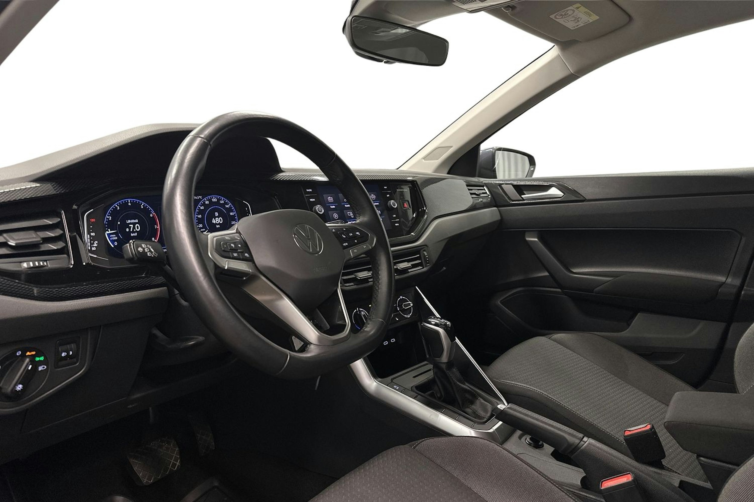 harmaa Volkswagen Polo 2023 kuva 7.