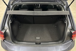 harmaa Volkswagen Polo 2023 kuva 14.