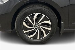 musta Volkswagen Polo 2023 kuva 11.