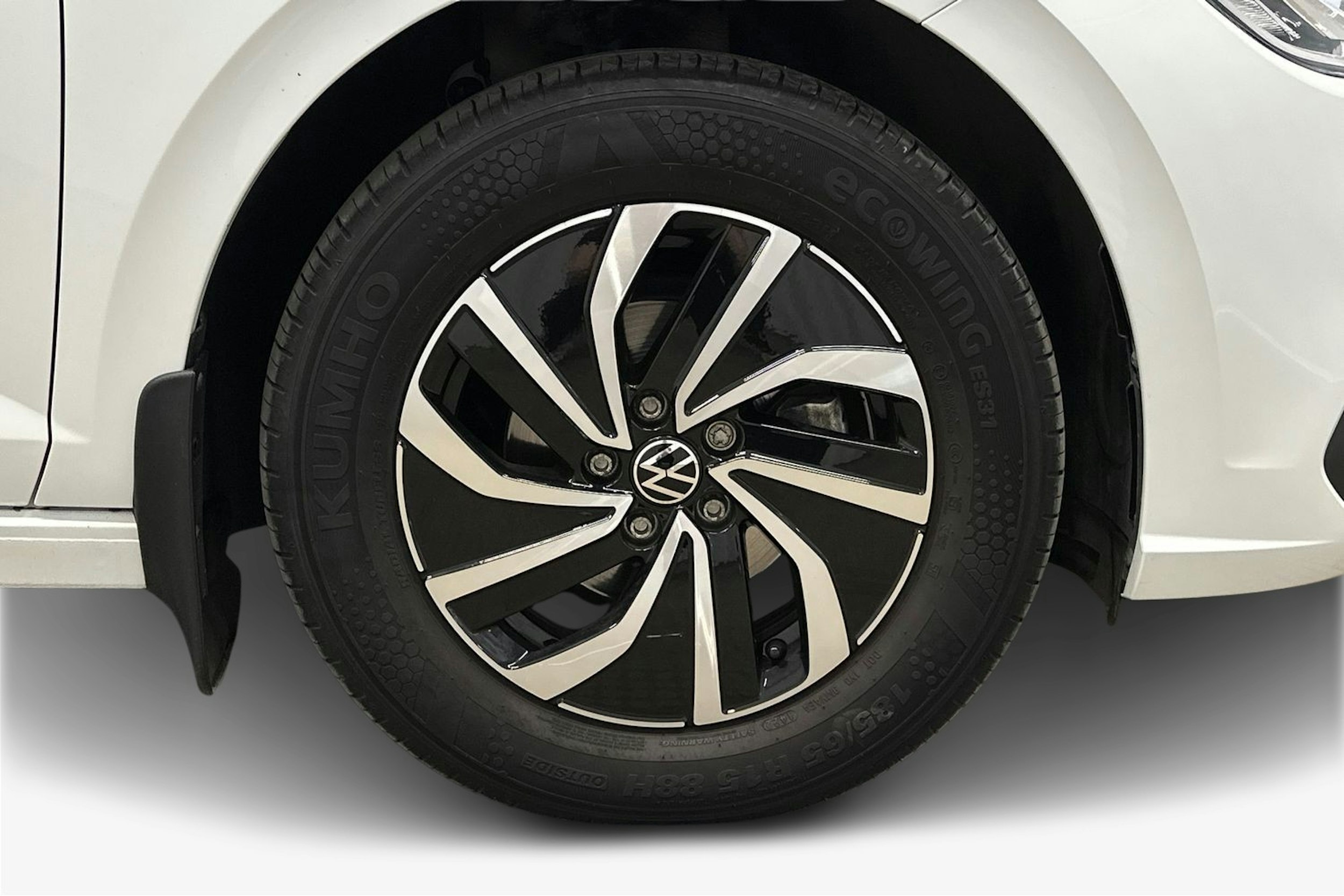 valkoinen Volkswagen Polo 2023 kuva 9.