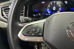 valkoinen Volkswagen Polo 2023 kuva 19.