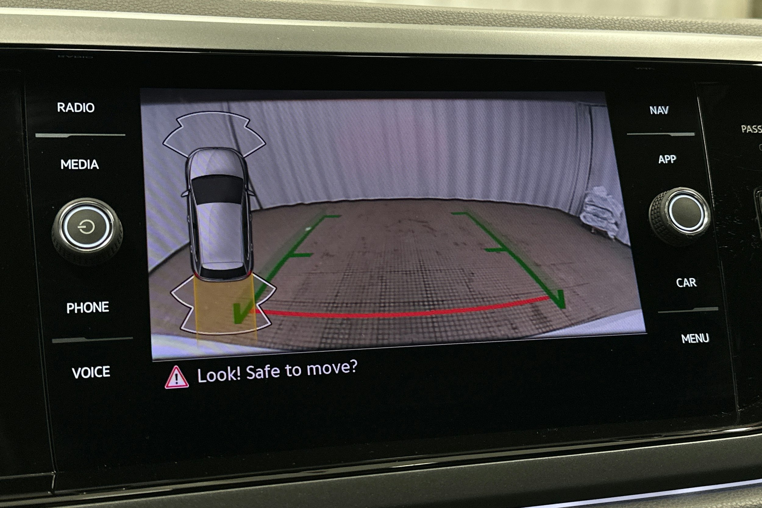 valkoinen Volkswagen Polo 2023 kuva 22.