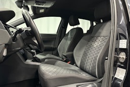 musta Volkswagen Polo 2023 kuva 17.